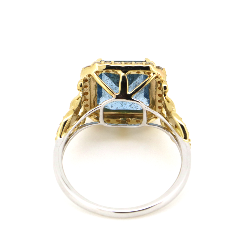 Santa Maria Aquamarine and Diamond Dress Ring