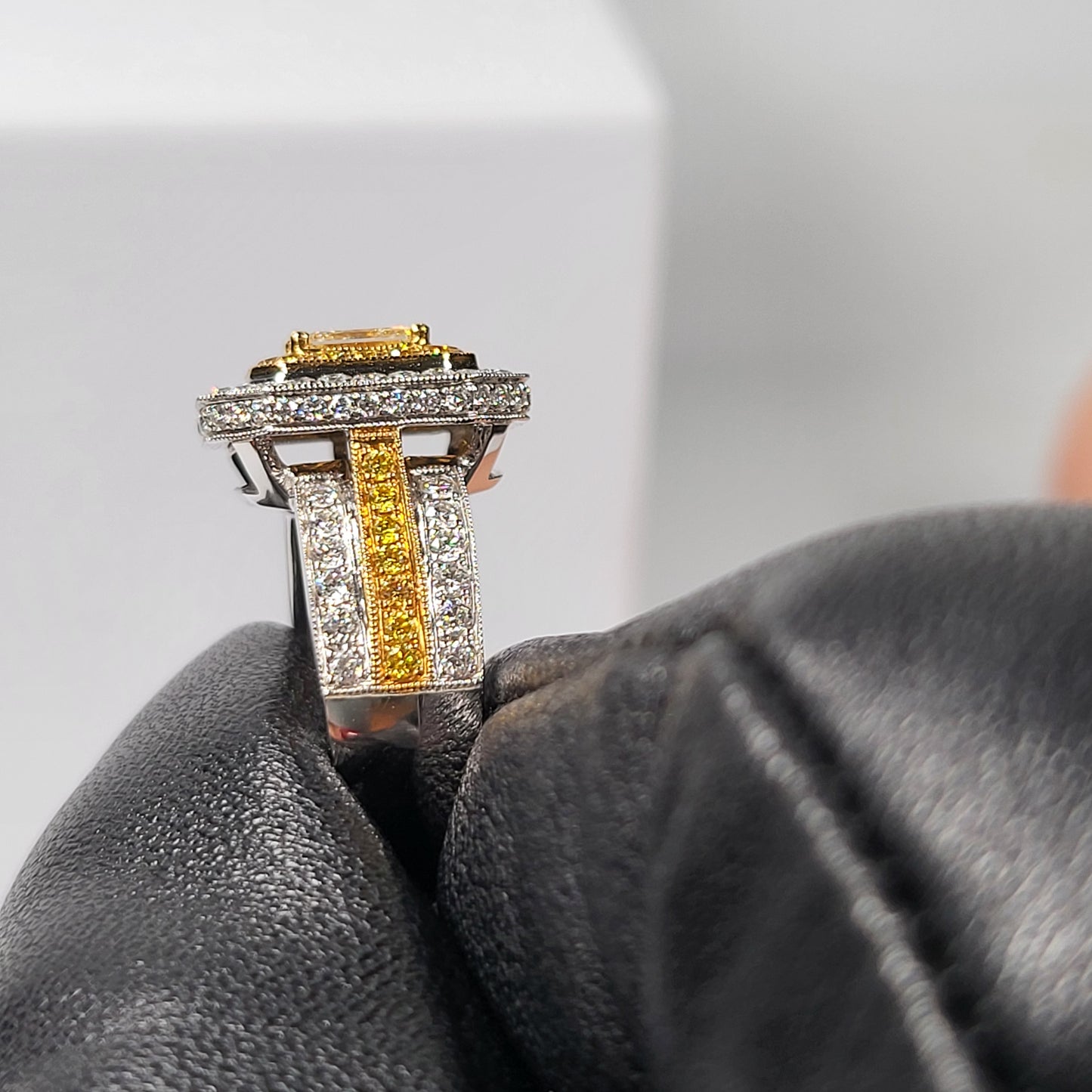 0.61ct Yellow and white diamond ring