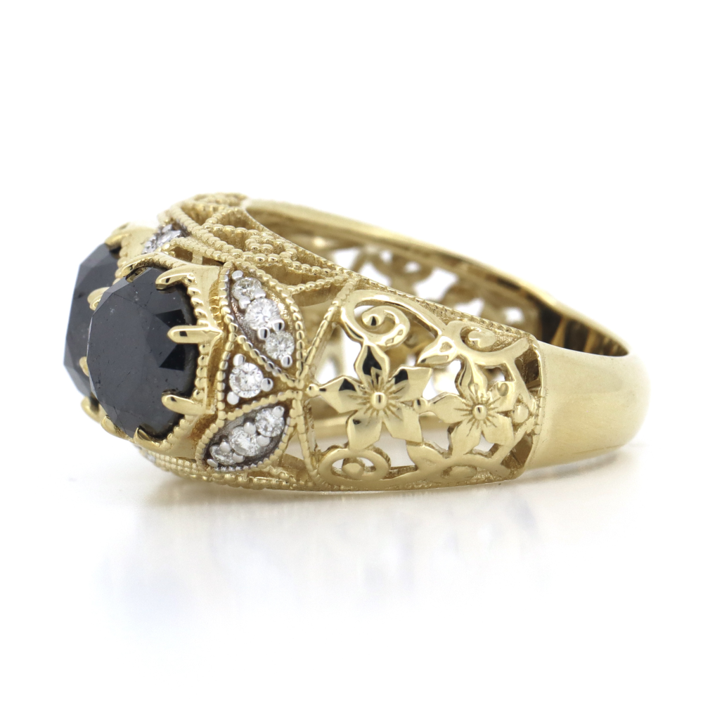 Yellow Gold, Black Diamond and Diamond, Trilogy Ring