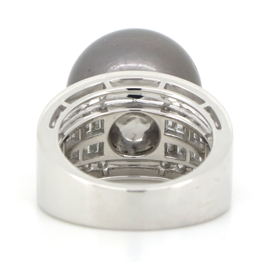 White Gold, Grey Cultured Tahitian Pearl and Diamond, Cocktail Ring