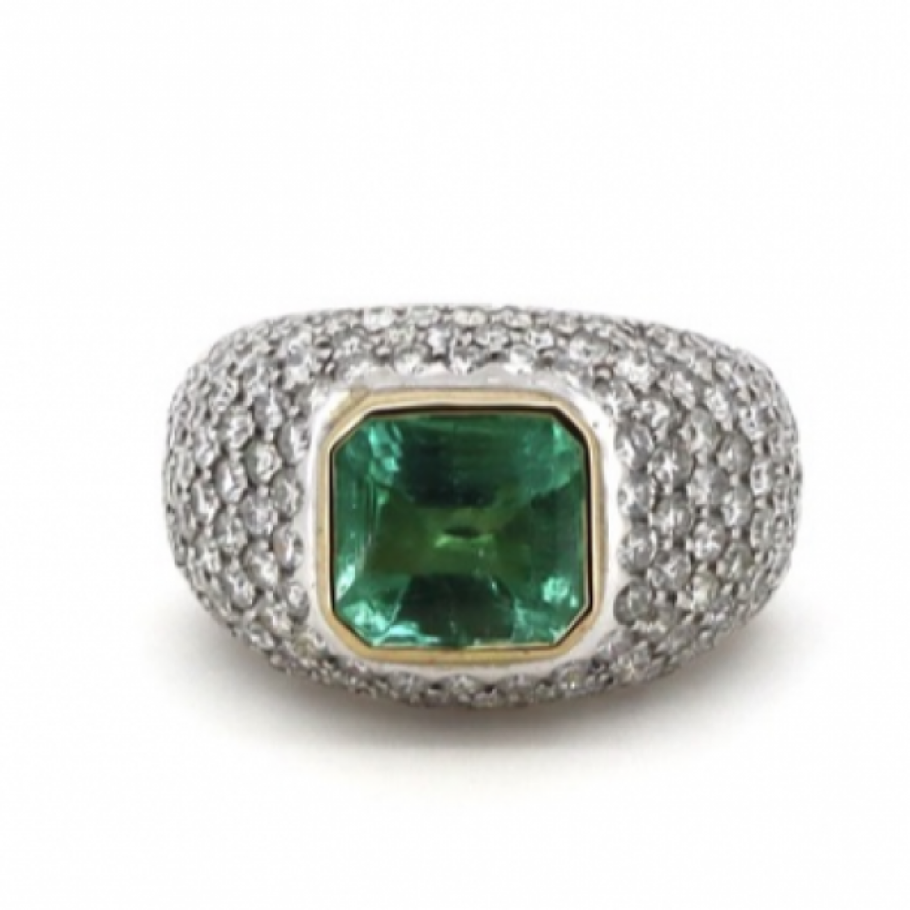 3.95ct Colombian Emerald and Diamond Cluster Ring