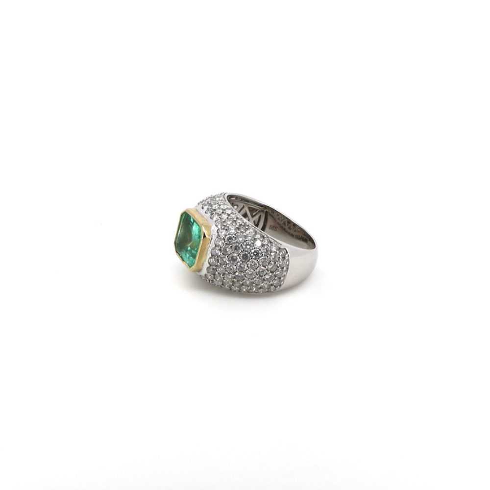 3.95ct Colombian Emerald and Diamond Cluster Ring