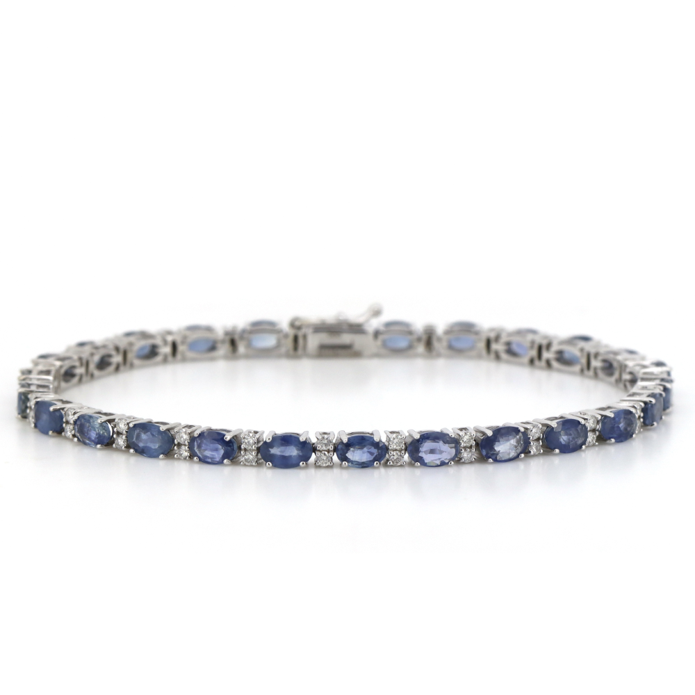 9.03ct White Gold, Sapphire and Diamond, Line Bracelet