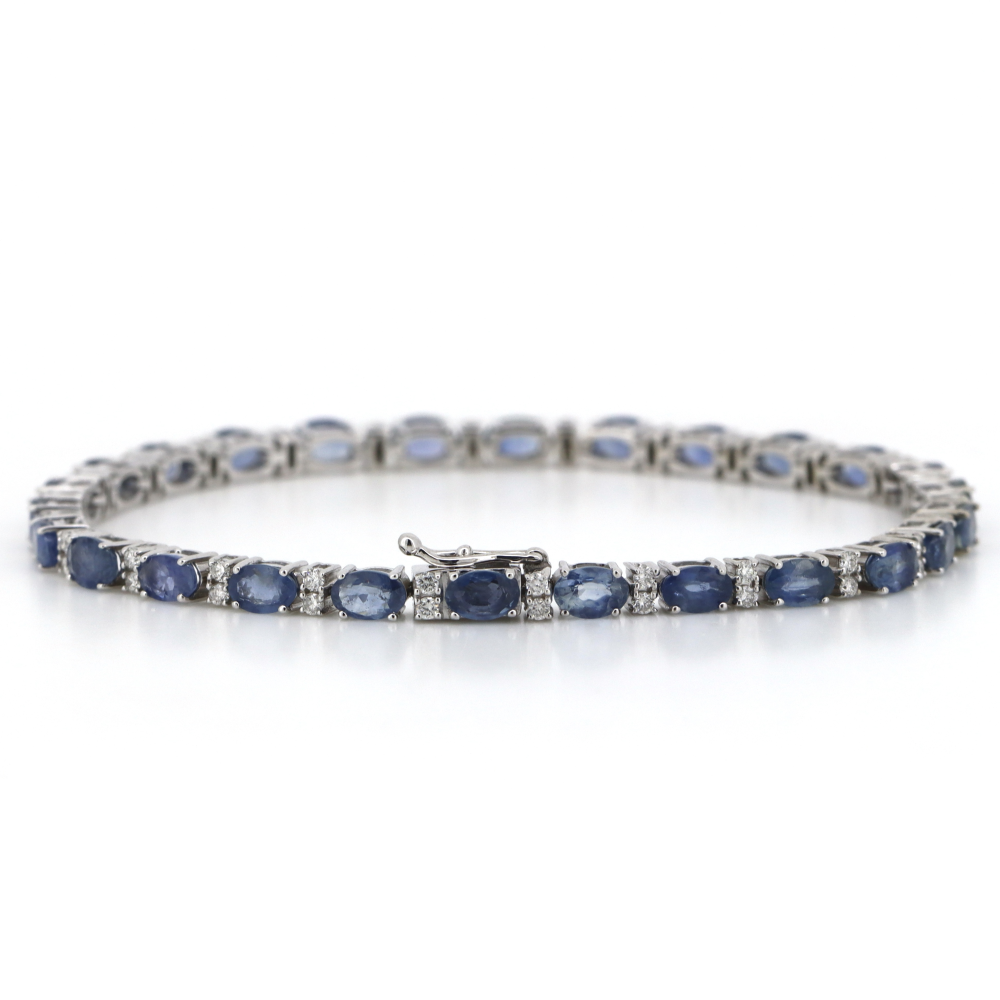 9.03ct White Gold, Sapphire and Diamond, Line Bracelet