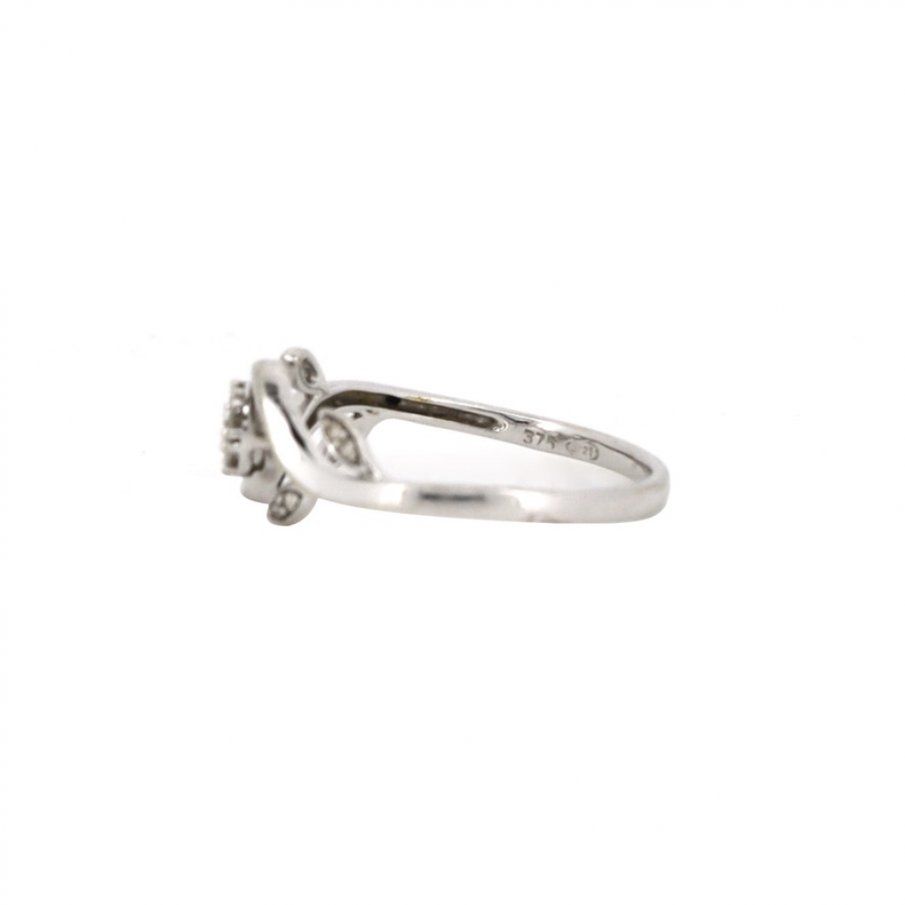 9K White Gold Floral Style Diamond Ring