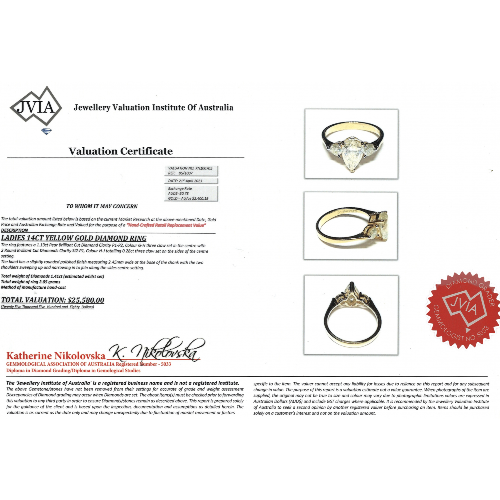 1.13ct Pear shaped Yellow Gold Diamond Trilogy Style Ring