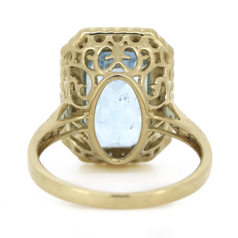 4.13ct Yellow Gold, Aquamarine and Diamond, Halo Ring