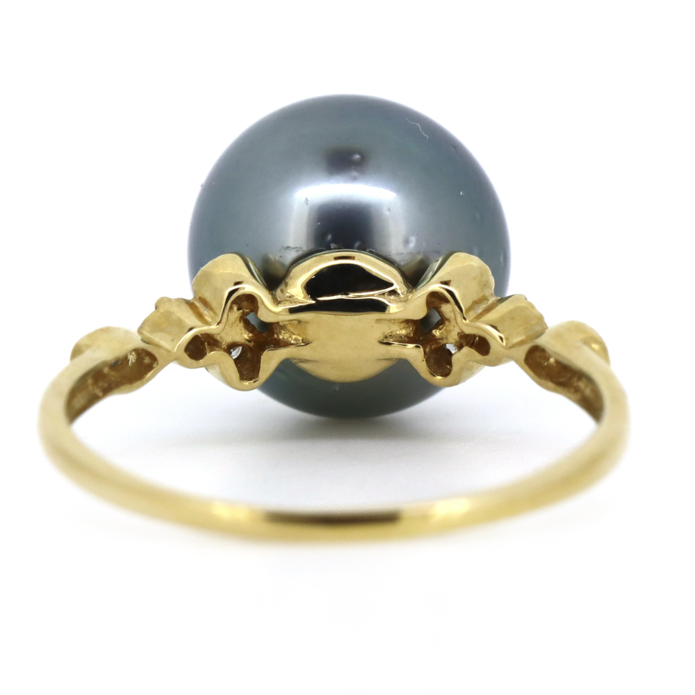 Yellow Gold, Black Cultured Tahitian Pearl and Diamond Ring