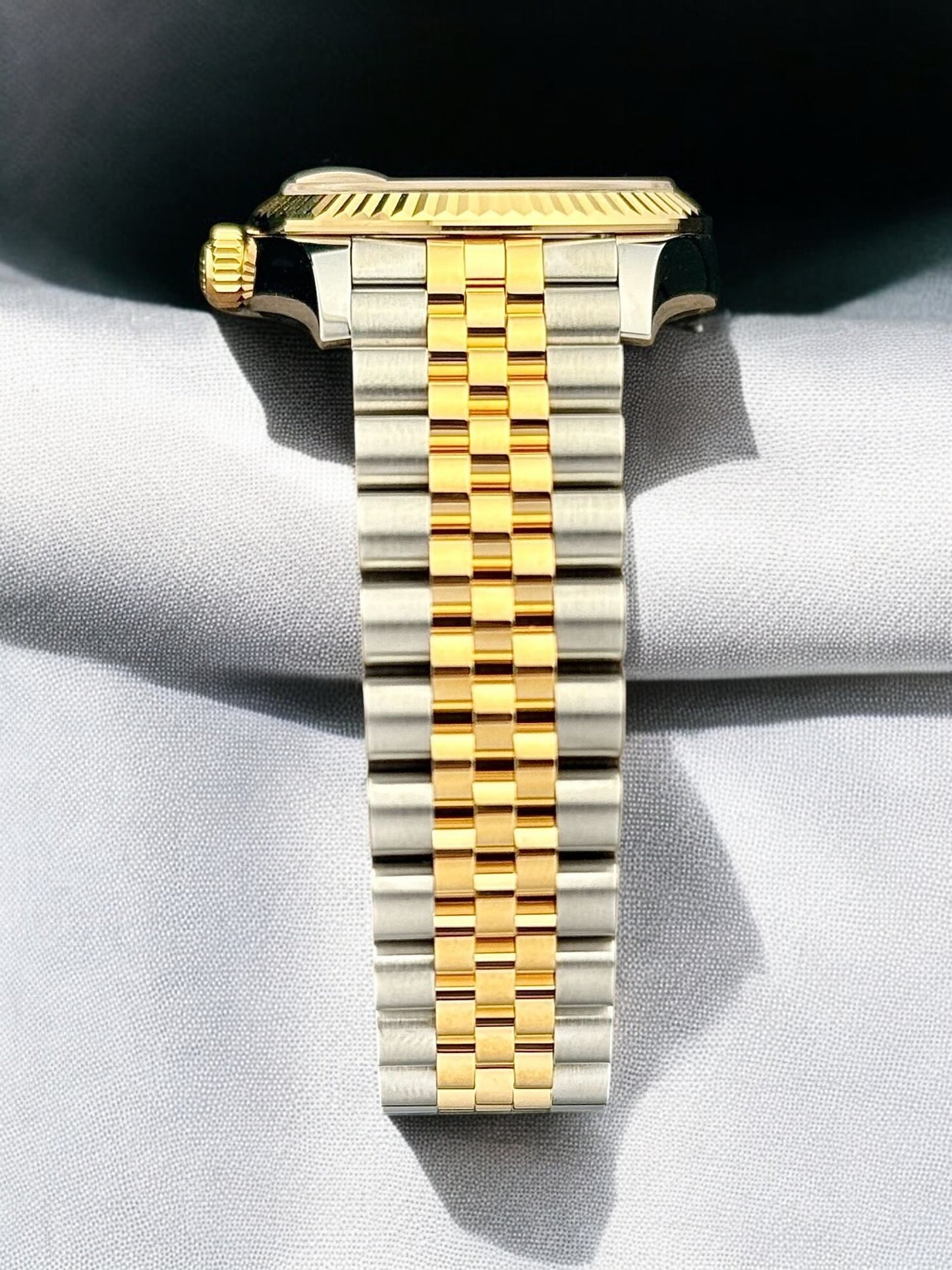 Rolex Datejust 31 Two Tone Yellow Gold Champagne Index Dial Jubilee 278273 | 2024 | 31mm