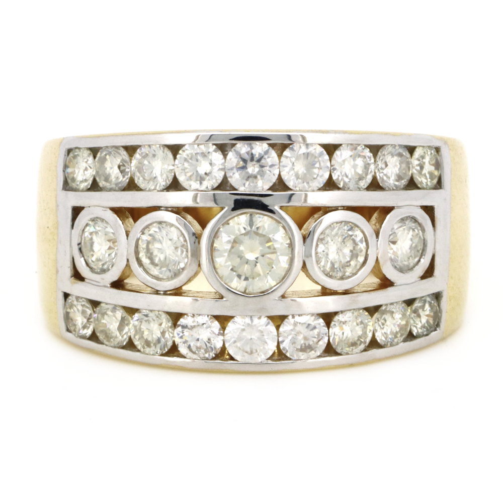 Yellow Gold Diamond Decorative Band – Seamless Sparkle