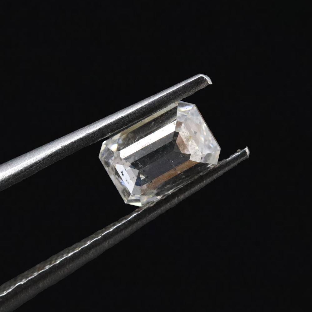 1.00ct Certified Natural Diamond (Emerald Cut)