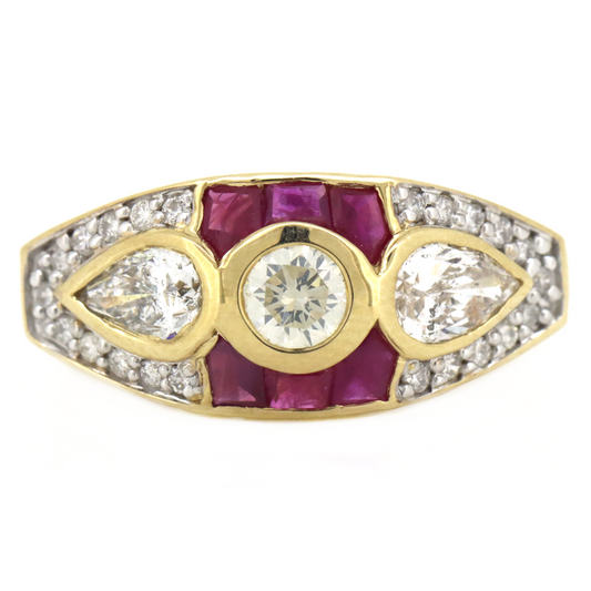 Yellow Gold Diamond & Ruby Ring – Artful Contrast and Vintage Detail