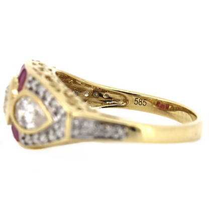 Yellow Gold Diamond & Ruby Ring – Artful Contrast and Vintage Detail