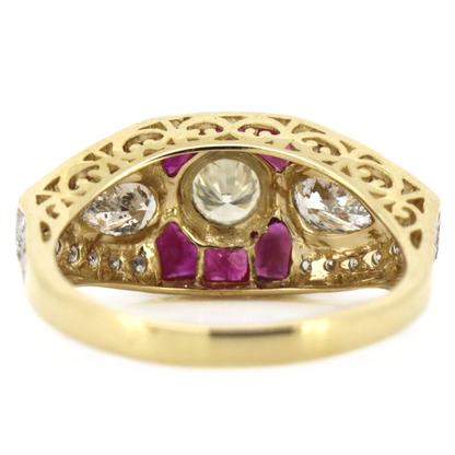 Yellow Gold Diamond & Ruby Ring – Artful Contrast and Vintage Detail