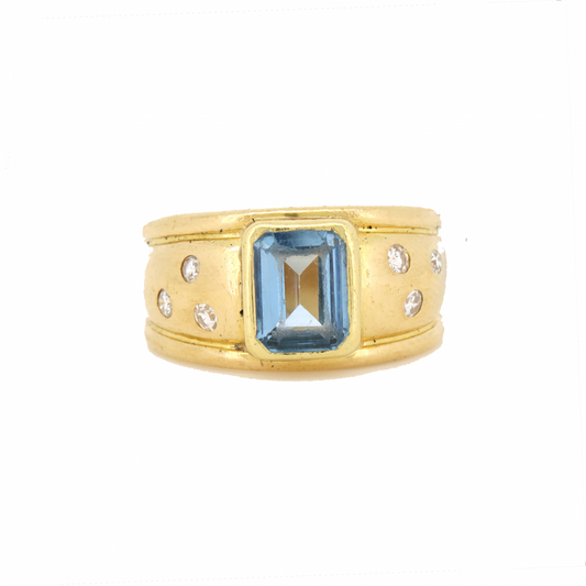 18K Yellow Gold Aquamarine and Diamond Dress Ring