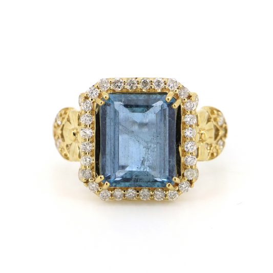 Santa Maria Aquamarine and Diamond Dress Ring