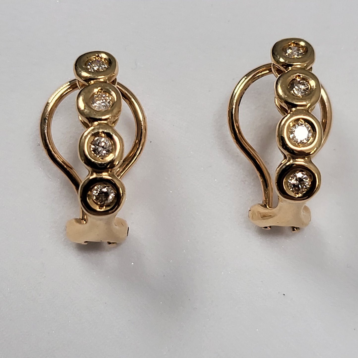 18ct Yellow Gold Diamond earrings