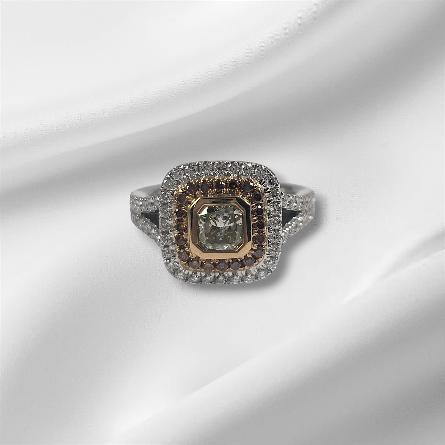 0.47ct Radiant cut Natural Diamond ring with fancy yellow diamonds