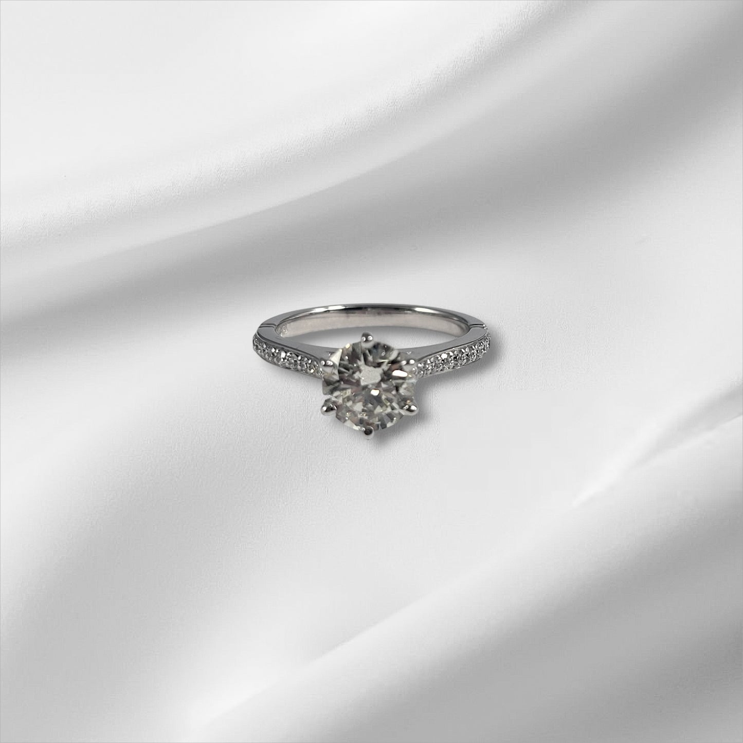 1.1 ct Diamond Engagement ring