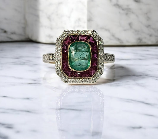 Elegant Emerald, Diamond, and Ruby Ring