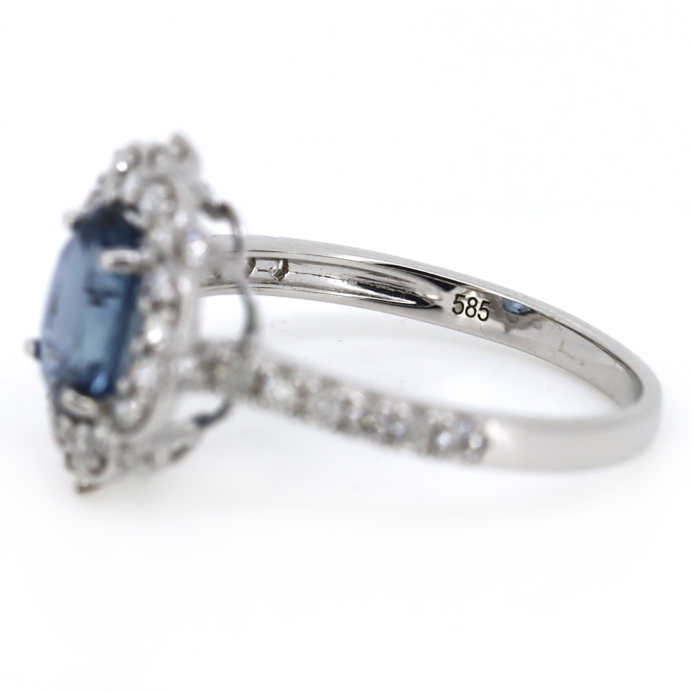 1.68ct White Gold Blue Ceylon Sapphire and Diamond Ring
