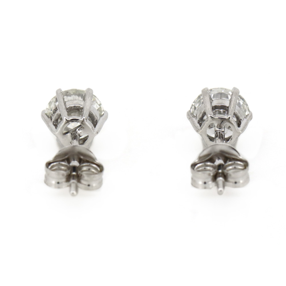 White Gold 1.42ct Diamond Stud Earrings
