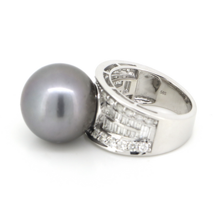 White Gold, Grey Cultured Tahitian Pearl and Diamond, Cocktail Ring