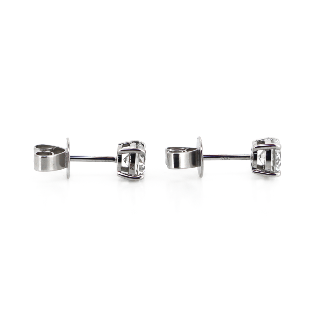 White Gold 0.81ct TDW Diamond Stud Earrings