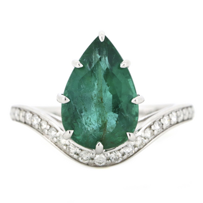 White Gold Pear Cut Emerald & Diamond Ring
