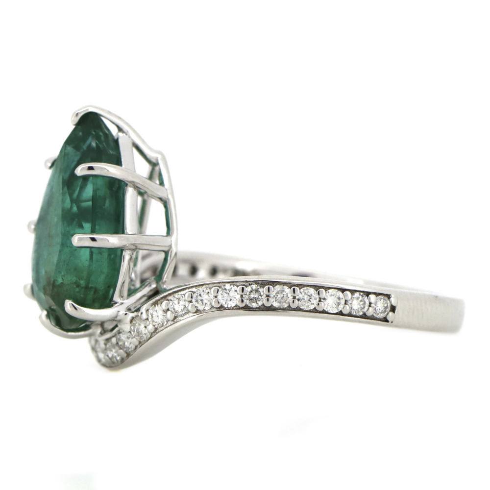 White Gold Pear Cut Emerald & Diamond Ring