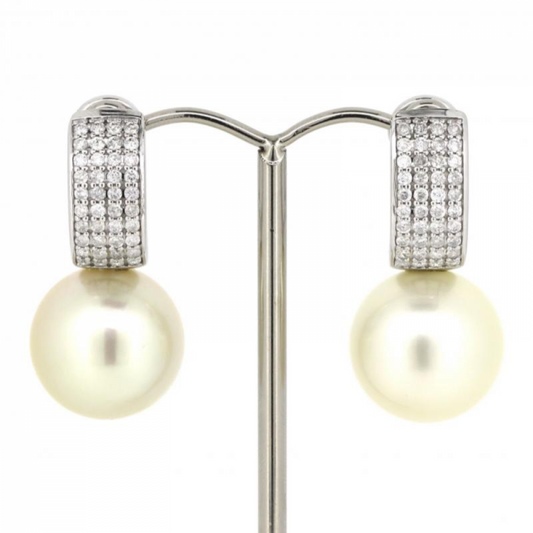 White South Sea Pearl and Diamond Drop Earring