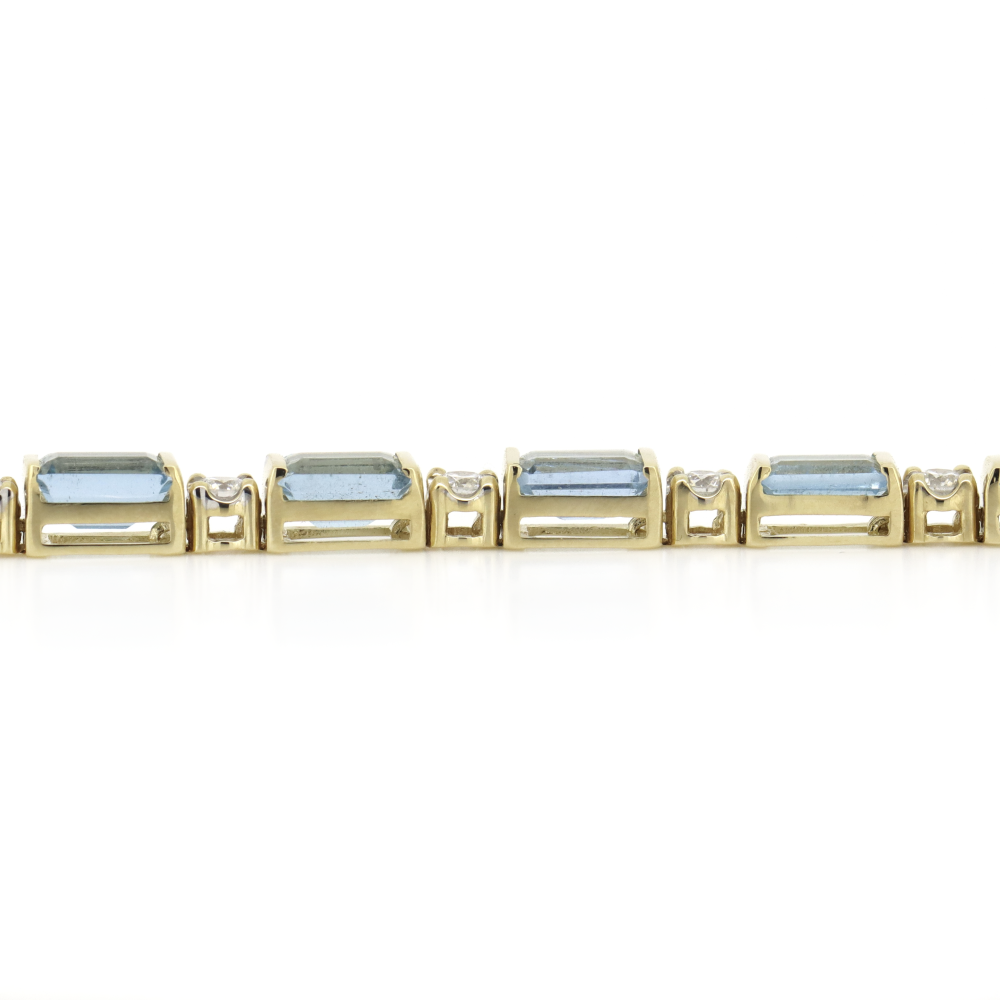 Yellow Gold Santa Maria Aquamarine & Diamond Line Bracelet
