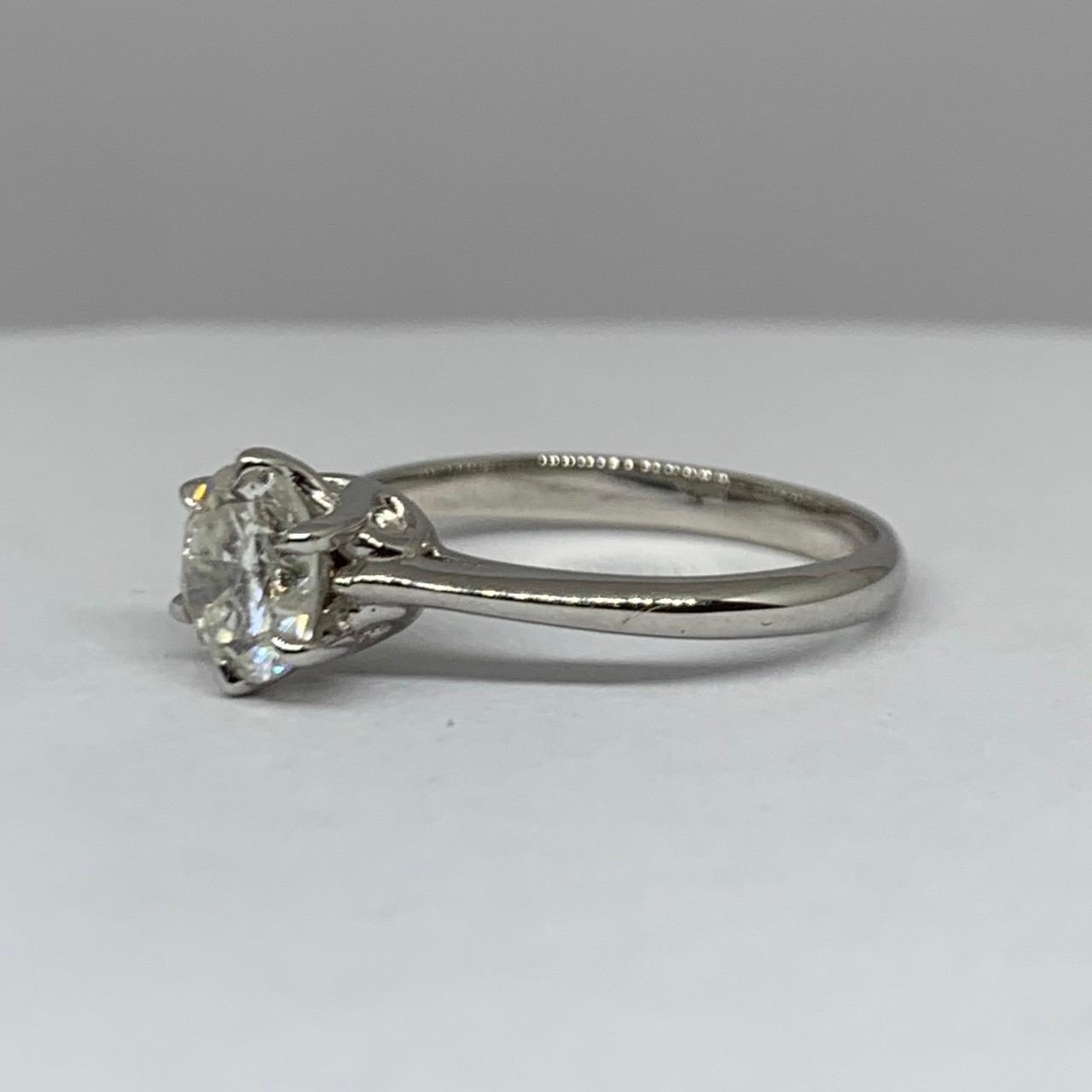 1.13ct Round Briliiant Cut Natural Diamond Ring