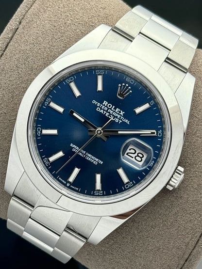 Rolex Datejust 41 Smooth Bezel Blue Dial Oyster Bracelet 126300 | 2024 | 41mm (NEW)