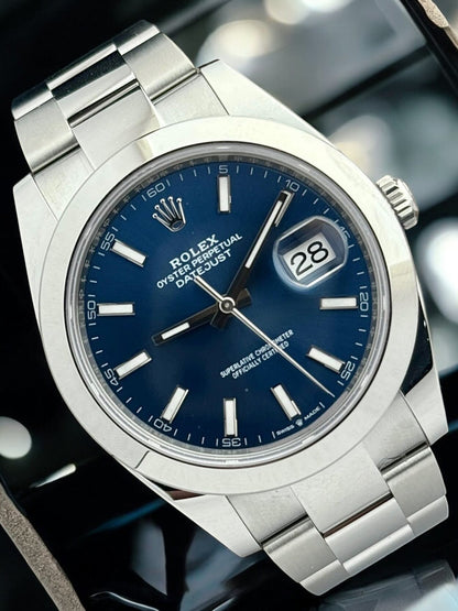 Rolex Datejust 41 Smooth Bezel Blue Dial Oyster Bracelet 126300 | 2024 | 41mm (NEW)